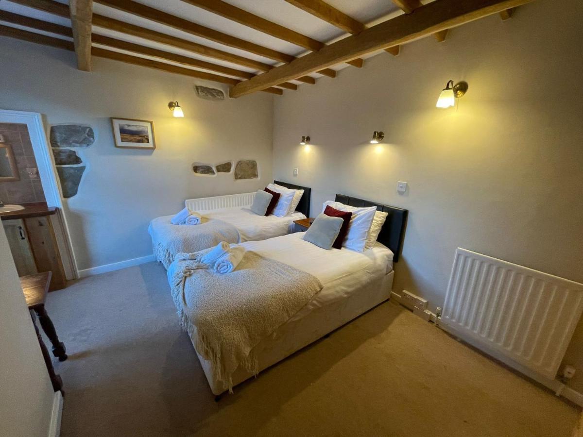 The Board Inn Hawes Extérieur photo